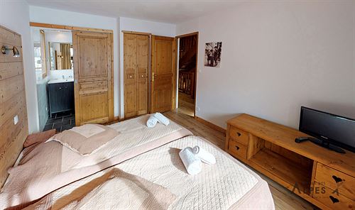 Centre - Saint-Martin-de-Belleville - 7 rooms - CHALET VILLETTE - photo du bien N°04