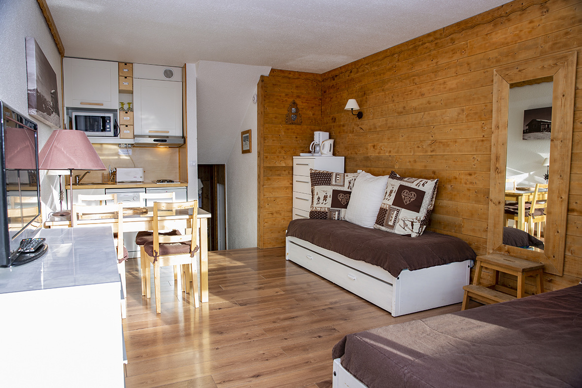 Studio 4 Persons Comfort - Apartements NANT BENOIT - Les Menuires Brelin