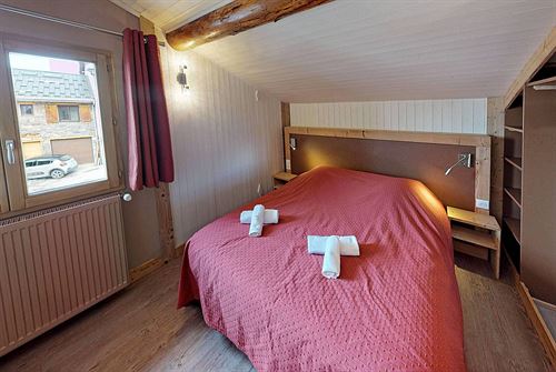 St Marcel - Saint-Martin-de-Belleville - 6 pièces - CHALET DE MANOU  - photo du bien N°06