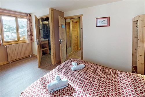 St Marcel - Saint-Martin-de-Belleville - 6 pièces - CHALET DE MANOU  - photo du bien N°08