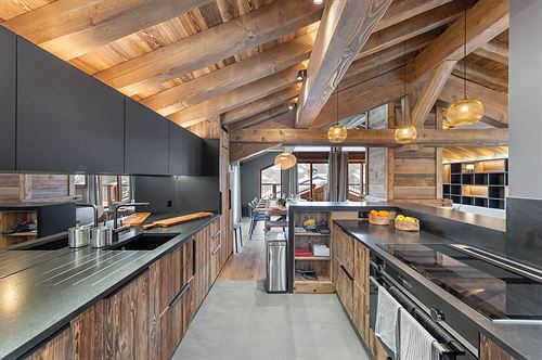 Centre - Saint-Martin-de-Belleville - 8 pièces - CHALET ULTREÏA - photo du bien N°03